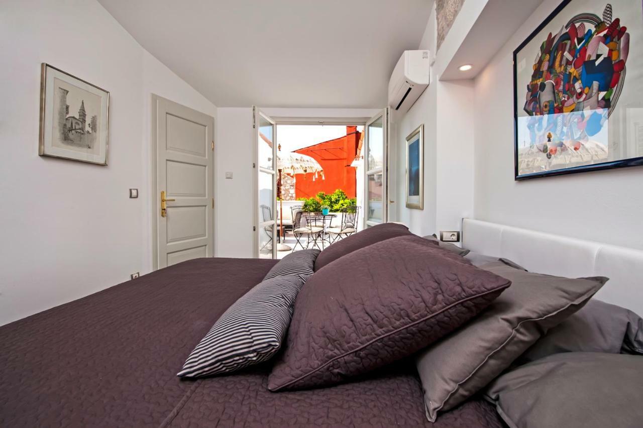 Seaview House Rosali Villa โรวีน ภายนอก รูปภาพ