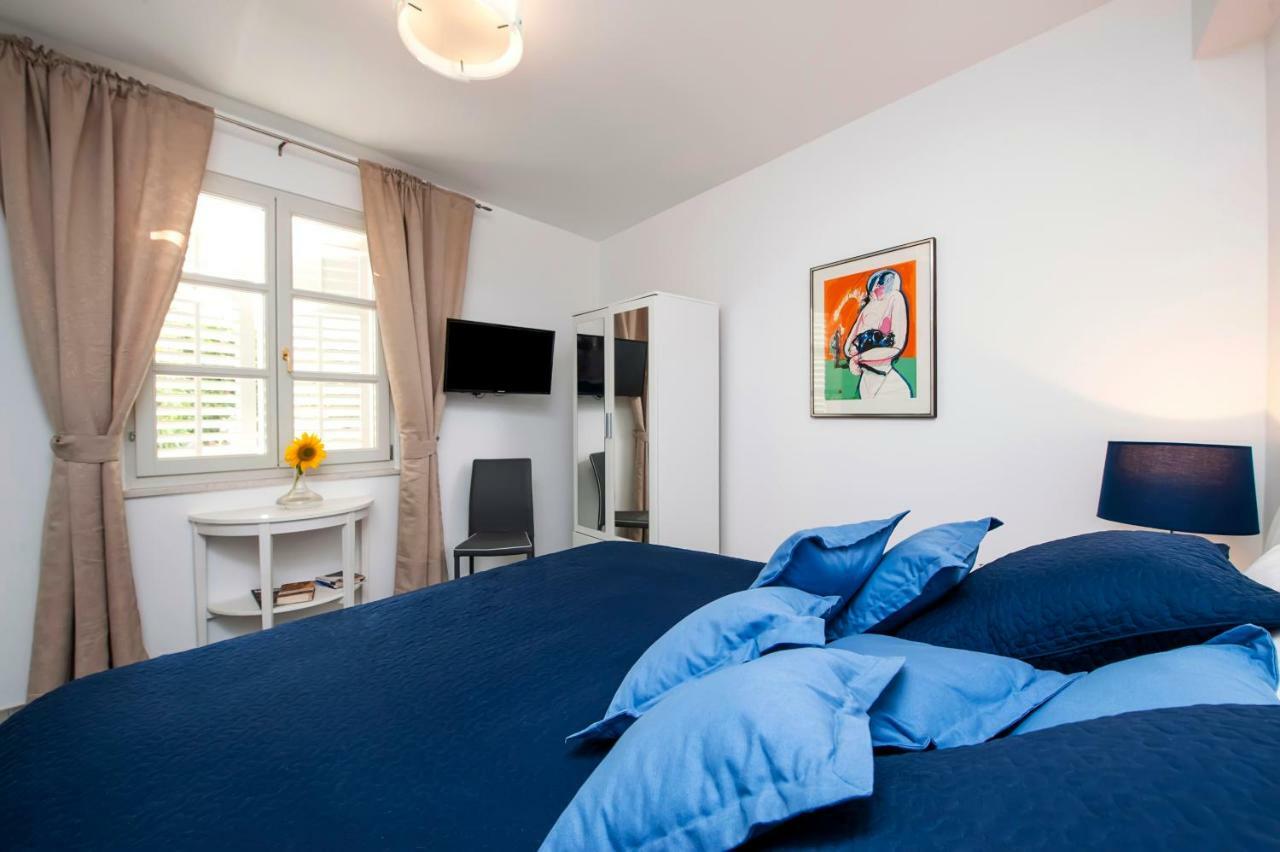 Seaview House Rosali Villa โรวีน ภายนอก รูปภาพ