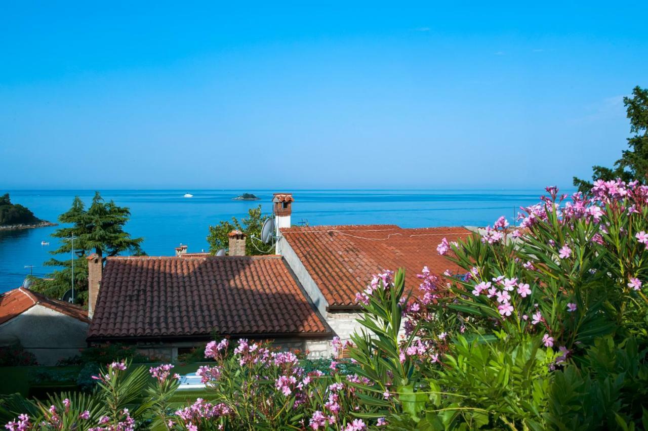 Seaview House Rosali Villa โรวีน ภายนอก รูปภาพ