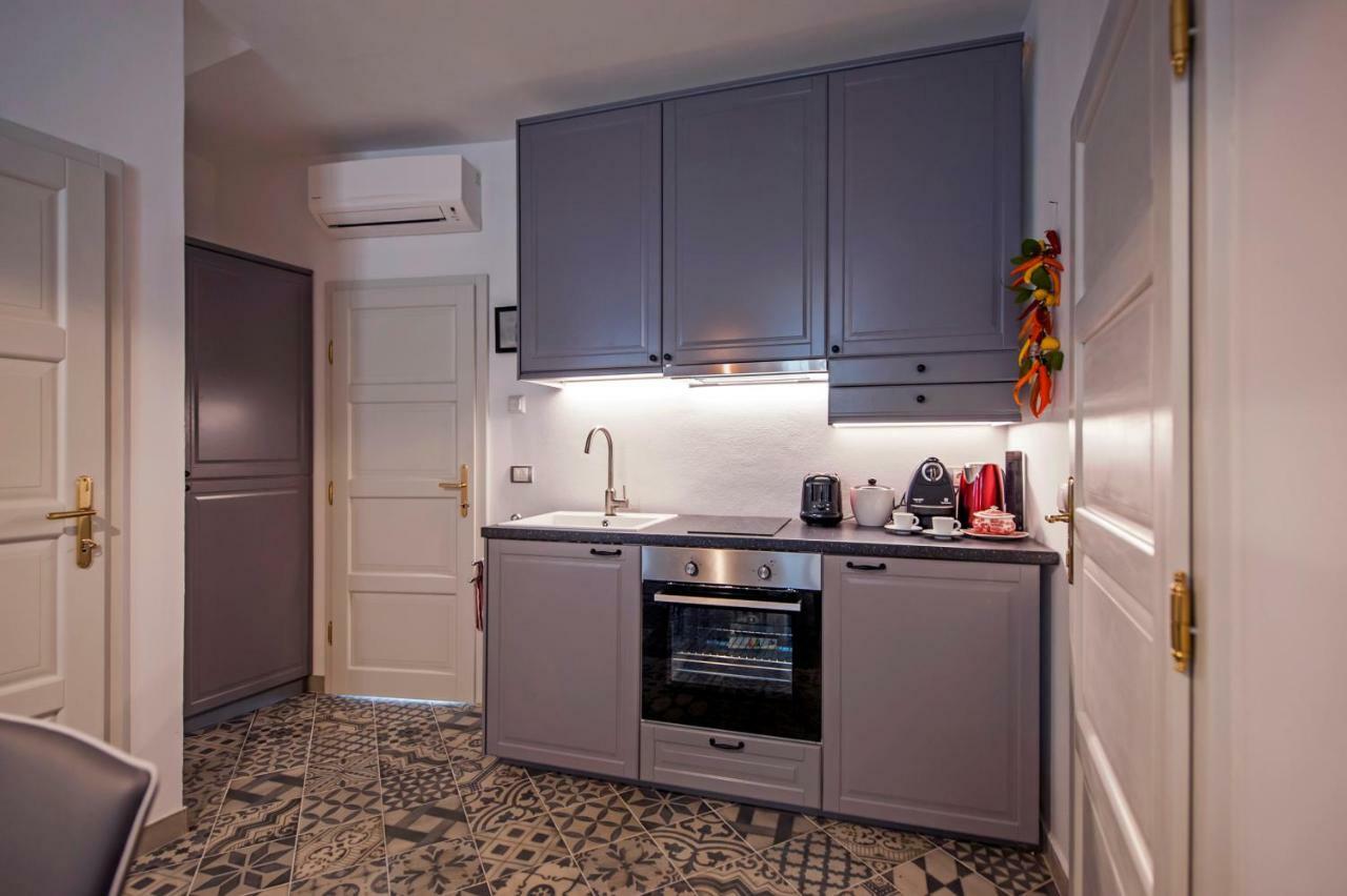 Seaview House Rosali Villa โรวีน ภายนอก รูปภาพ